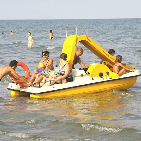 Astoria Llido Degli Estensi