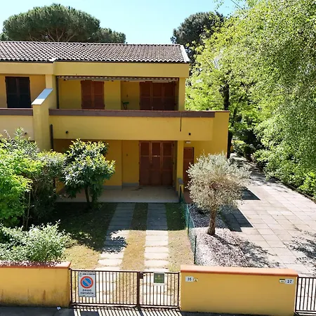 Astoria Llido Degli Estensi